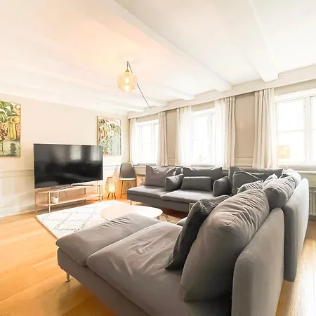 Family-friendly Flat Near Tivoli Gardens Apartment