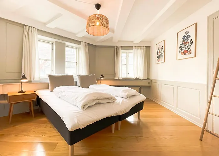 Family-friendly Flat Near Tivoli Gardens Lejlighed København