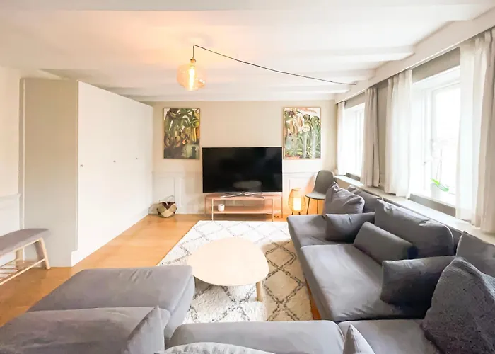Family-friendly Flat Near Tivoli Gardens Lejlighed